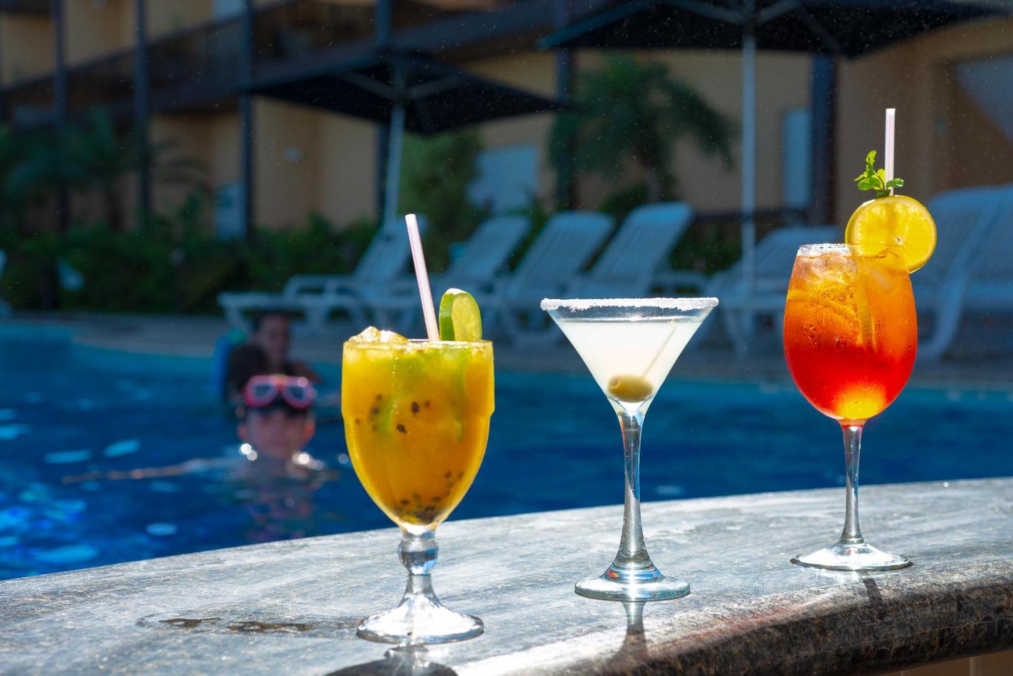Hotel Costa Norte Massaguacu Карагуататуба Екстериор снимка